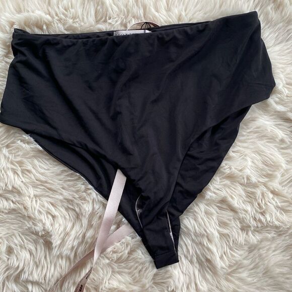 House of CB London Black Bikini Swim Bottoms Woman's Large - Picture 1 of 5